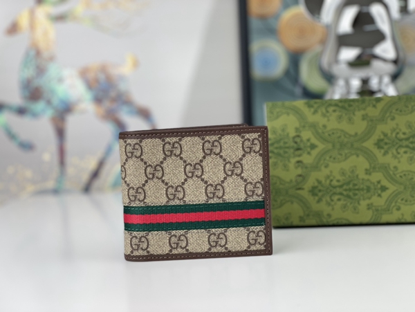 グッチ財布コピー側面デザイン